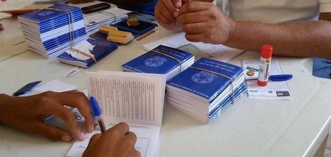 Transformada em lei, MP das Fraudes beneficia quem trabalha em dois empregos